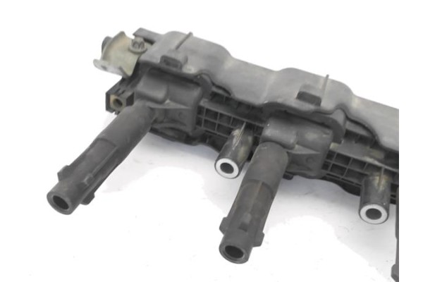 Recambio de bobina encendido para mercedes-benz clase a (bm 168) 1.9 190 (168.032) referencia OEM IAM A0001500780 A0001582685 