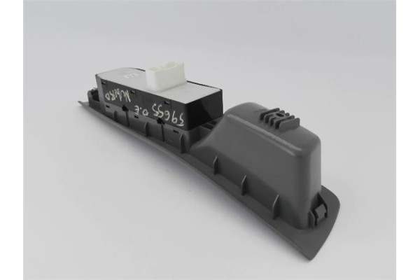 Recambio de mando elevalunas delantero izquierdo para chevrolet nubira wagon 2.0 cdx referencia OEM IAM 612W21000  