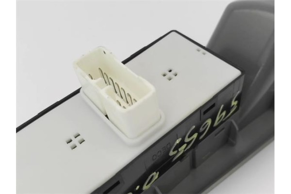 Recambio de mando elevalunas delantero izquierdo para chevrolet nubira wagon 2.0 cdx referencia OEM IAM 612W21000  