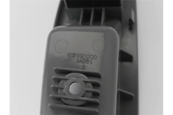 Recambio de mando elevalunas delantero izquierdo para chevrolet nubira wagon 2.0 cdx referencia OEM IAM 612W21000  