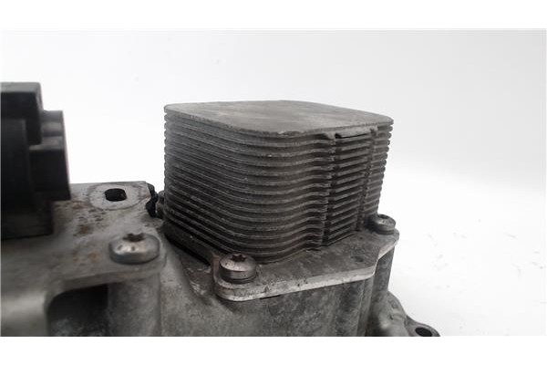 Recambio de soporte filtro aceite para peugeot 3008 1.6 hdi referencia OEM IAM 9687847480  