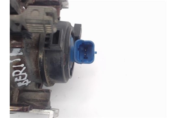 Recambio de faro antiniebla para citroen berlingo referencia OEM IAM 9638225680 67721223 