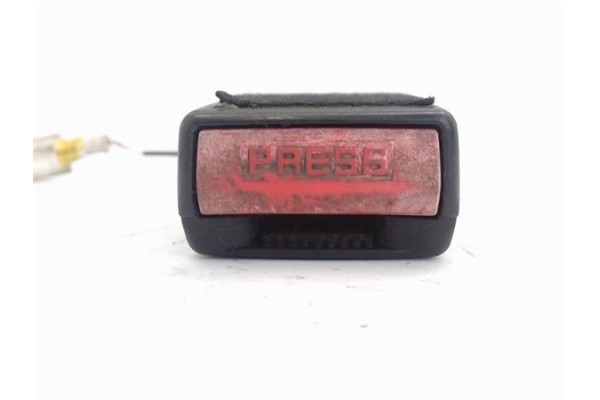 Recambio de anclaje cinturon delantero derecho para peugeot 207 1.6 confort referencia OEM IAM 8975S9  