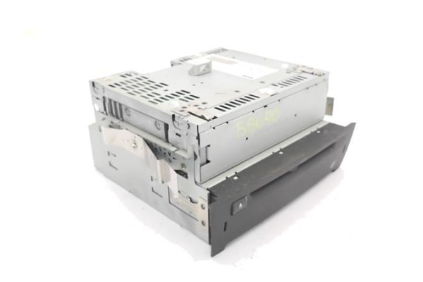 Recambio de radio / cd para saab 9-3 berlina 1.9 tid referencia OEM IAM 12758077 12758074 