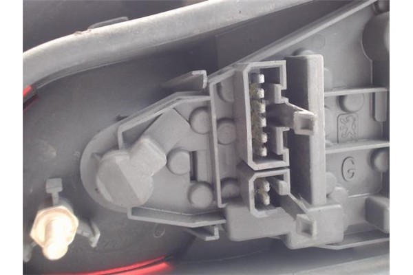 Recambio de piloto trasero izquierdo para peugeot 306 3/5 pt. (s1) referencia OEM IAM   