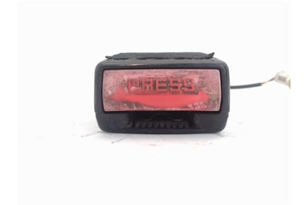 Recambio de anclaje cinturon delantero izquierdo para peugeot 207 1.6 confort referencia OEM IAM 8975S9  