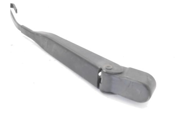 Recambio de brazo limpiaparabrisas trasero para saab 9-3 berlina 1.9 tid referencia OEM IAM 12755308  