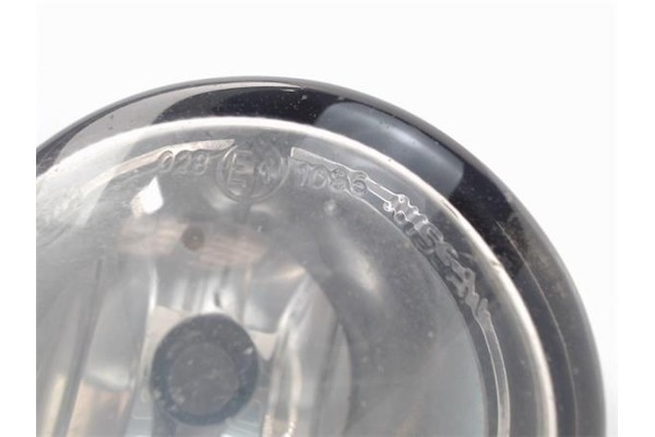 Recambio de faro antiniebla derecho para nissan almera tino (v10m) referencia OEM IAM   