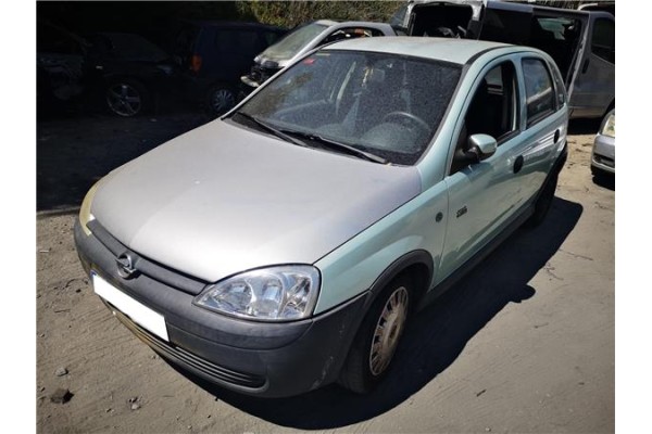 opel corsa c del año 2001