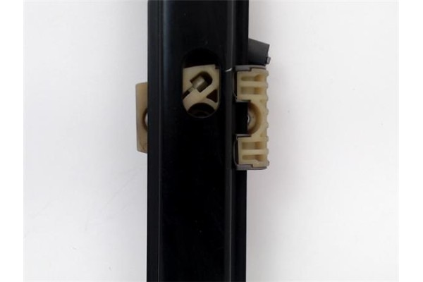 Recambio de mecanismo elevalunas delantero izquierdo para volkswagen golf v plus (5m1) 1.9 tdi referencia OEM IAM 5M0837661  