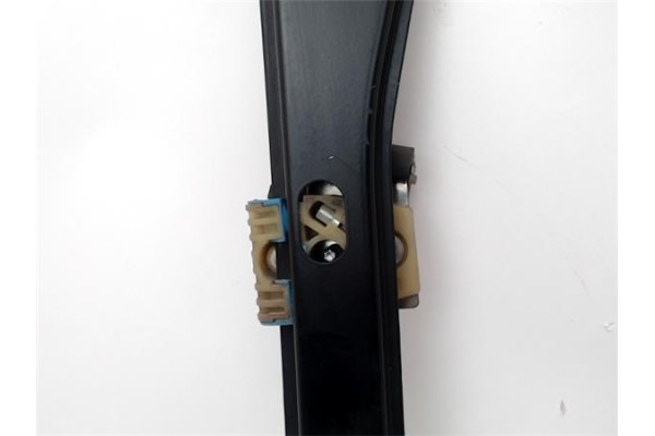 Recambio de mecanismo elevalunas delantero izquierdo para volkswagen golf v plus (5m1) 1.9 tdi referencia OEM IAM 5M0837661  
