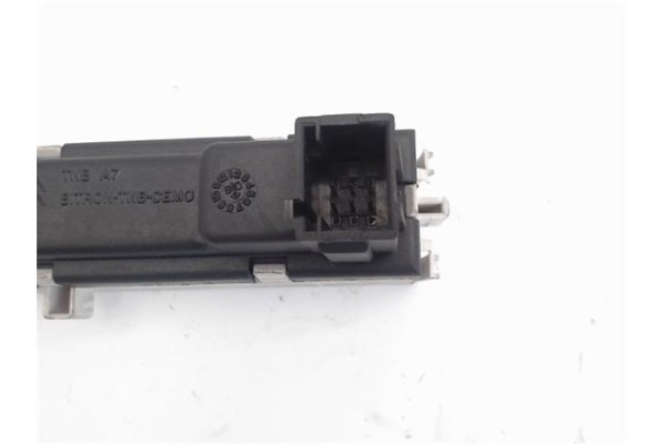 Recambio de reloj horario para peugeot 207 1.6 confort referencia OEM IAM 6105E5  
