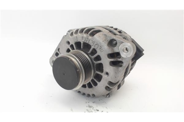 Recambio de alternador para mercedes-benz clase c (bm 202) familiar 2.5 250 t turbodiesel (202.188) referencia OEM IAM 8400221  