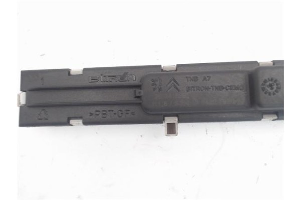 Recambio de reloj horario para peugeot 207 1.6 confort referencia OEM IAM 6105E5  