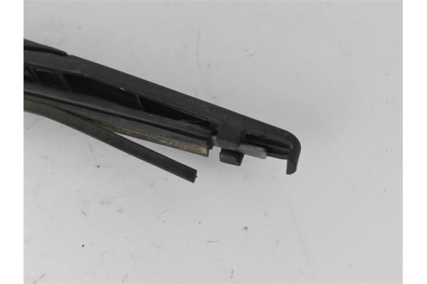 Recambio de brazo limpiaparabrisas trasero para peugeot 207 1.6 confort referencia OEM IAM 6429AR BMC19334 642397 , PEUGEOT | 64