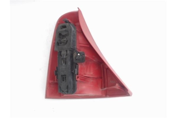 Recambio de piloto trasero derecho para renault clio ii fase i (b/cb0) 1.9 d (b/cb0e) referencia OEM IAM 8200917487 GP0348 82000
