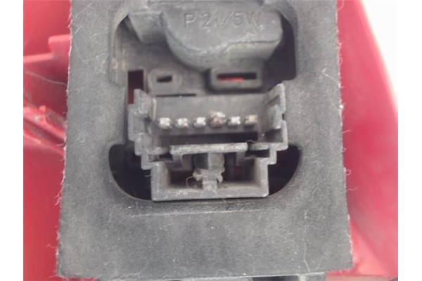 Recambio de piloto trasero derecho para renault clio ii fase i (b/cb0) 1.9 d (b/cb0e) referencia OEM IAM 8200917487 GP0348 82000