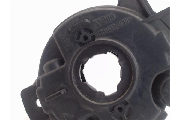 Recambio de faro antiniebla derecho para renault clio ii fase i (b/cb0) referencia OEM IAM 8200002470 89201782 261508990A , NISS