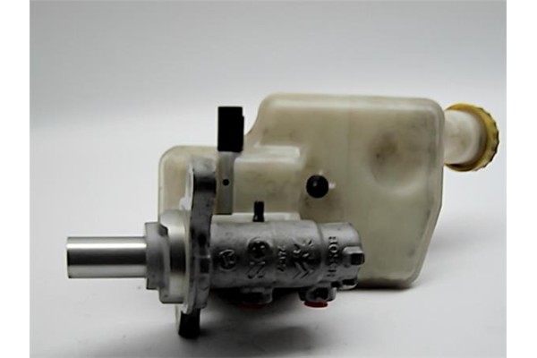 Recambio de bomba freno para citroen c3 1.4 attraction referencia OEM IAM 4601X0  