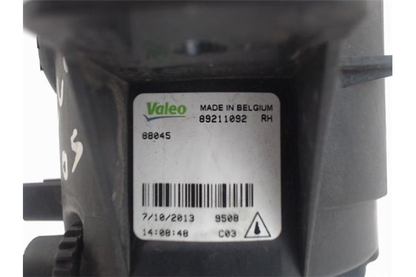 Recambio de faro antiniebla derecho para renault clio iii referencia OEM IAM 89211092 88045 