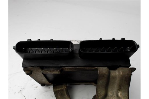 Recambio de centralita para toyota corolla (e12) 2.0 d-4d referencia OEM IAM 8987120050 1310001261 