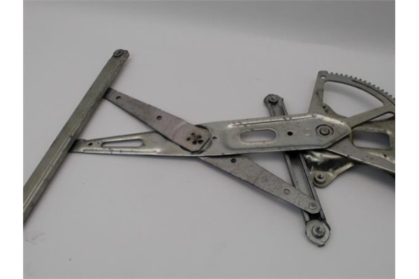Recambio de mecanismo elevalunas delantero derecho para toyota prius (nhw20) híbrido basis referencia OEM IAM 6980152070 TY420W0