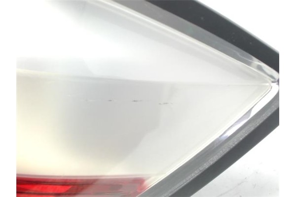 Recambio de piloto trasero derecho para opel astra h berlina referencia OEM IAM 24451837 00865302 