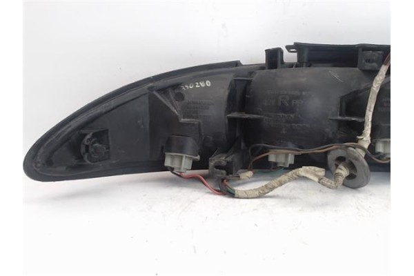 Recambio de piloto trasero derecho para mazda mx-3 (ec) referencia OEM IAM 22061376  