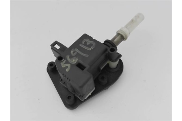 Recambio de motor cierre centralizado para audi a3 (8p1) 1.6 ambiente referencia OEM IAM 8E9827833 4B9962115C 