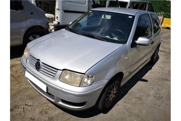 volkswagen polo iii berlina (6n2) del año 2000