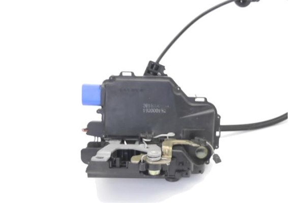 Recambio de cierre electromagnetico delantero izquierdo para volkswagen polo iv (9n1) 1.2 12v referencia OEM IAM 3B1837015AQ 7E1