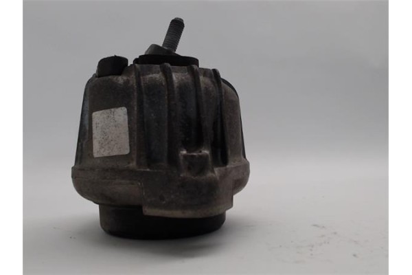 Recambio de soporte motor para bmw serie 1 berlina (e81/e87) 2.0 118d referencia OEM IAM 22116768799  