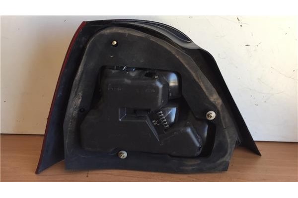 Recambio de piloto trasero derecho para rover rover 200 (xw) 1.4 214 i referencia OEM IAM 266405R  