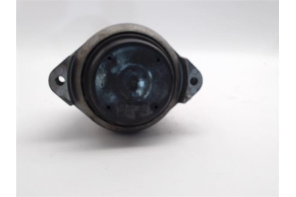 Recambio de soporte motor para bmw serie 1 berlina (e81/e87) 2.0 118d referencia OEM IAM 22116768799  