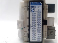 Recambio de caja fusibles/rele para toyota auris (e15) 2.0 d-4d referencia OEM IAM 8273002150A 8273012510 