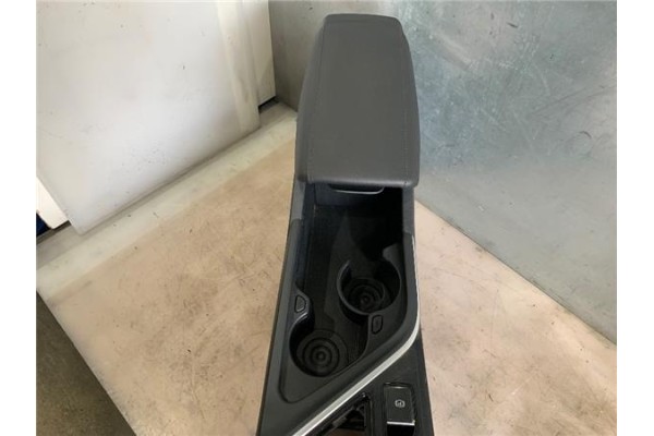 Recambio de embellecedor consola central para kia niro () híbrido vision referencia OEM IAM 84611AT000CCV  