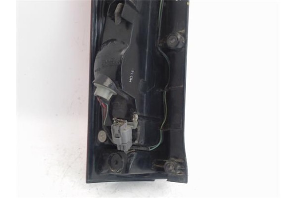 Recambio de piloto trasero derecho para honda cr-v (rd1/3) referencia OEM IAM 432200  