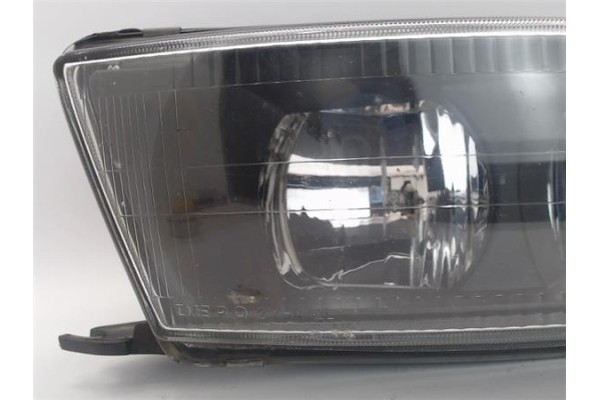 Recambio de faro delantero izquierdo para mitsubishi galant berlina (ea0) referencia OEM IAM MR325943  