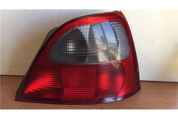 Recambio de piloto trasero derecho para rover rover 25 (rf) 1.4 classic (3-ptas.) referencia OEM IAM 266408R  