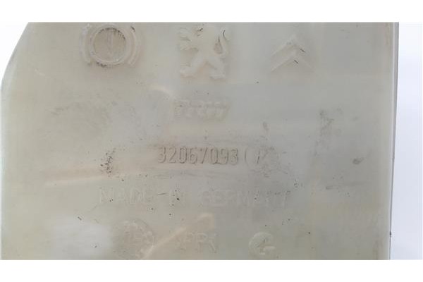Recambio de bomba freno para peugeot 1007 1.4 sport referencia OEM IAM 32067093  