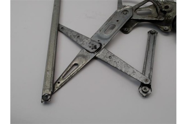Recambio de mecanismo elevalunas delantero izquierdo para toyota prius (nhw20) híbrido basis referencia OEM IAM 6980252070 TY420
