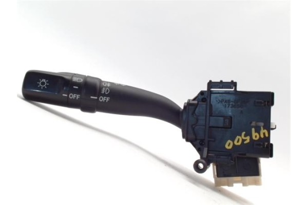 Recambio de mando de luces para toyota corolla verso (r1) 1.8 sol referencia OEM IAM 173650  