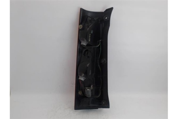 Recambio de piloto trasero derecho para honda cr-v (rd1/3) referencia OEM IAM 432200  