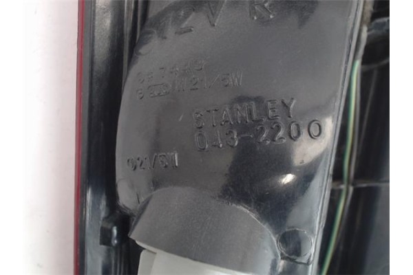 Recambio de piloto trasero derecho para honda cr-v (rd1/3) referencia OEM IAM 432200  
