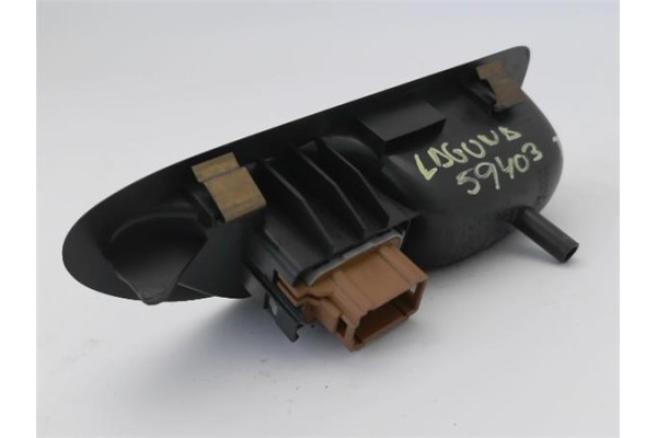 Recambio de mando elevalunas trasero izquierdo para renault laguna ii (bg0) 1.9 dci (bg1a, bg1w) referencia OEM IAM 8200220507  