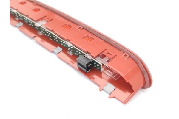 Recambio de luz central de freno para volkswagen polo v (6r1) 1.4 advance referencia OEM IAM 5K0945087B  