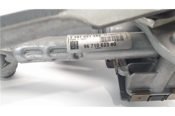 Recambio de motor limpiaparabrisas delantero para peugeot 3008 1.6 hdi referencia OEM IAM 9671062380  