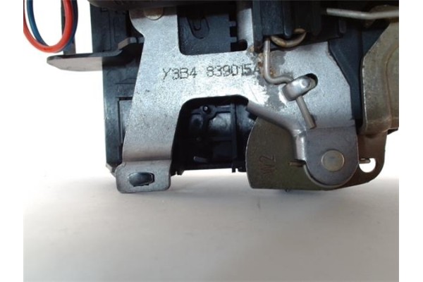 Recambio de cierre electromagnetico trasero izquierdo para volkswagen golf iv berlina (1j1) 1.9 tdi referencia OEM IAM Y3B483901