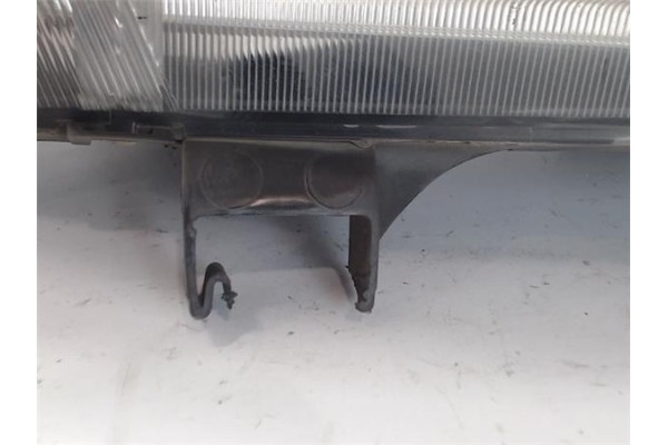 Recambio de faro delantero dcho para renault megane i berl./ berl. con portón (ba0) referencia OEM IAM 7700427870D 67743620 