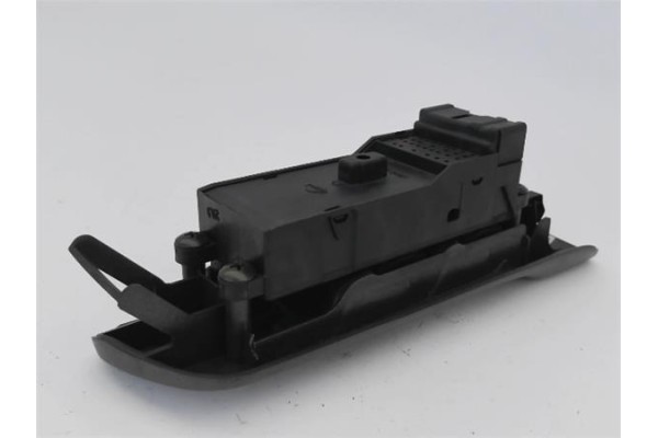 Recambio de mando elevalunas delantero izquierdo para nissan primera berlina (p11) 2.0 referencia OEM IAM 254012F820  